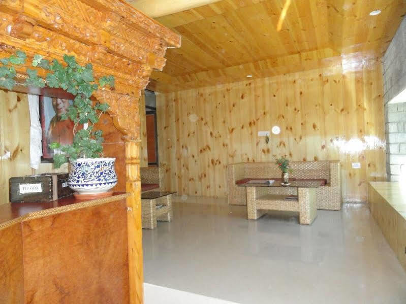 Cho Palace Leh Bagian luar foto